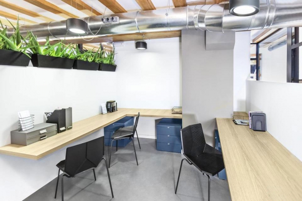 創(chuàng)意辦公室裝修設(shè)計(jì).jpg 創(chuàng)意辦公室裝修設(shè)計(jì).jpg